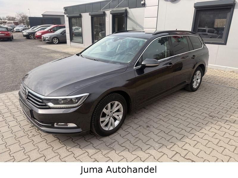 Gebraucht VW Passat 150 PS (110 kW) 2019 Grau Kombi