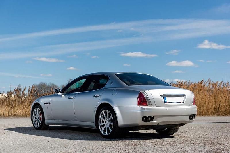 Silber Gebraucht 2006 Maserati Quattroporte Limousine | 22.400 € (Etwas zu teuer) - Bild 1/4