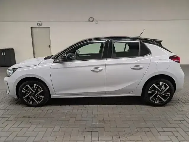 Gebraucht Opel Corsa 101 PS (74 kW) 2025 Konturweissmet. Kleinwagen