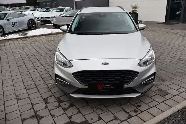 Usata Ford Focus Active 120 CV (88 kW) 2021 Argento Station wagon
