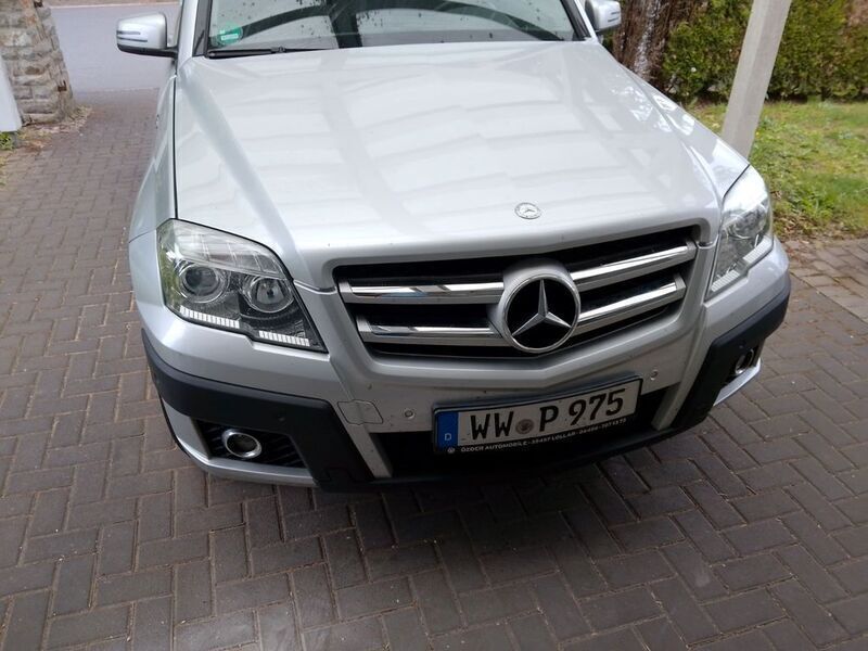 Silber Gebraucht 2009 Mercedes GLK220 SUV | 9.777 € (Guter Preis) - Bild 1/4