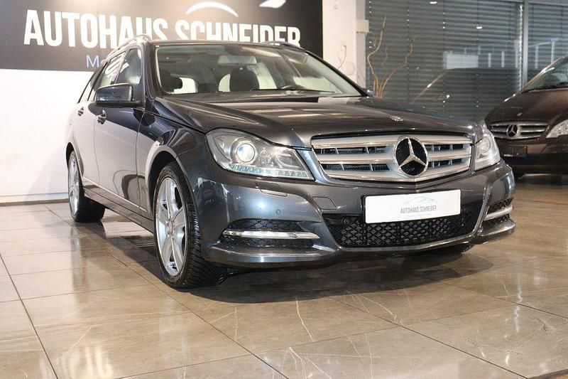 Gebraucht Mercedes C220 170 PS (125 kW) 2012 Grau Kombi