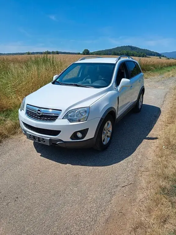 Gebraucht Opel Antara Design Edition 163 PS (119 kW) 2013 Weiß SUV