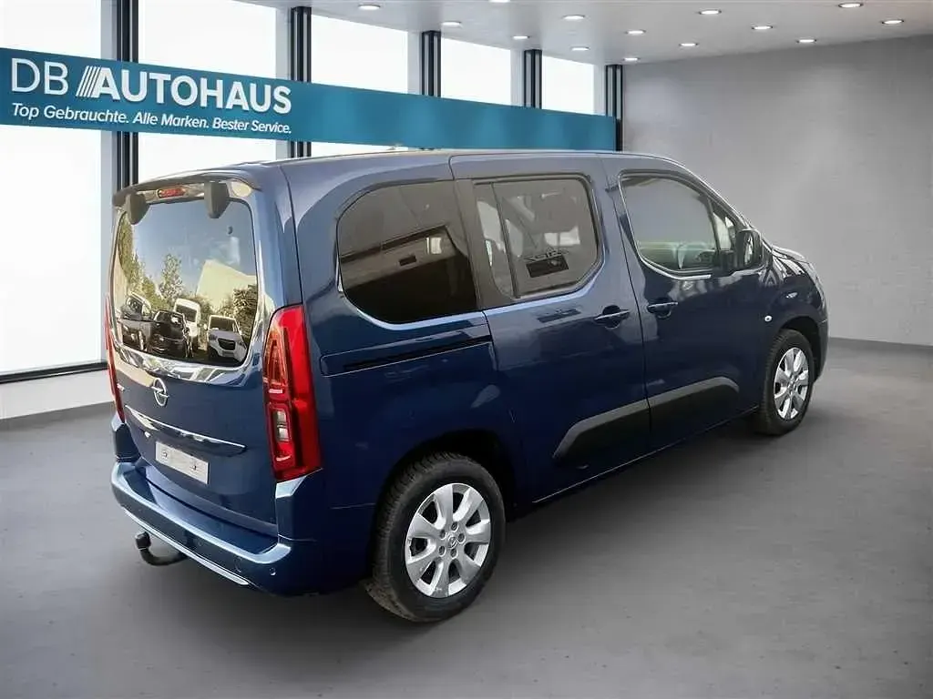 Gebraucht Opel Combo Life Elegance 131 PS (96 kW) 2022 Blau Van / Kleinbus