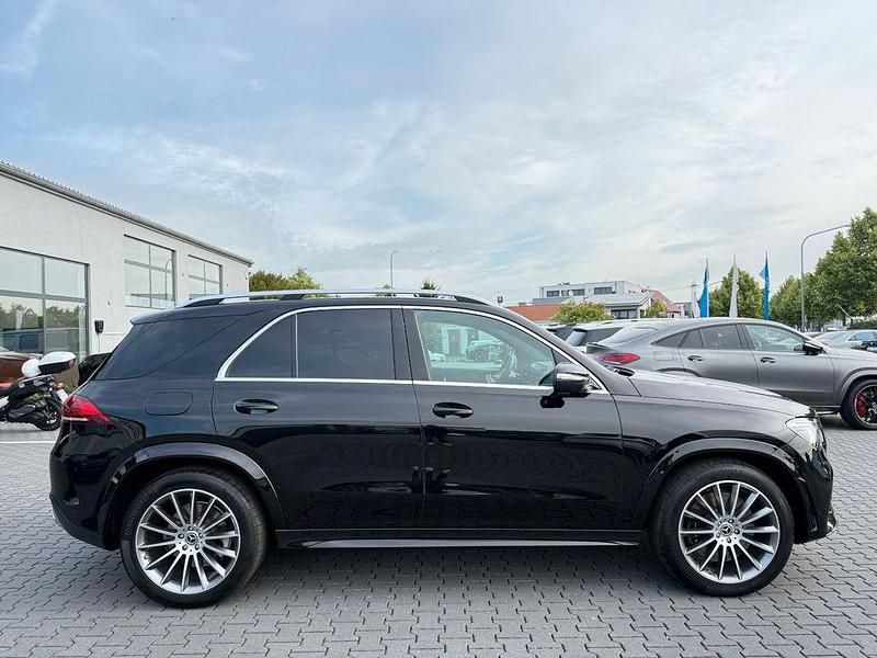 Schwarz Gebraucht 2021 Mercedes GLE350e Exclusive SUV | 59.990 € (Teuer) - Bild 1/4