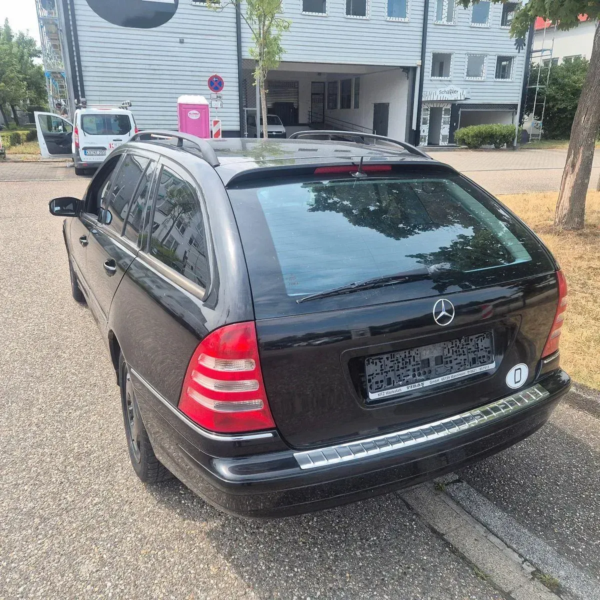 Gebraucht Mercedes C200 163 PS (119 kW) 2001 Schwarz Kombi