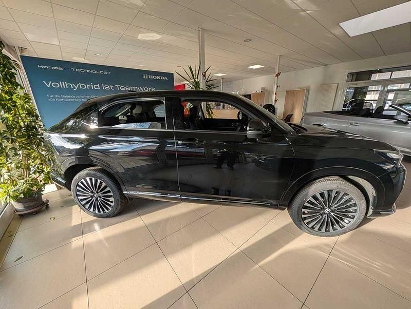 Neu Honda e:Ny1 150 kW (204 PS) 2025 Schwarz SUV