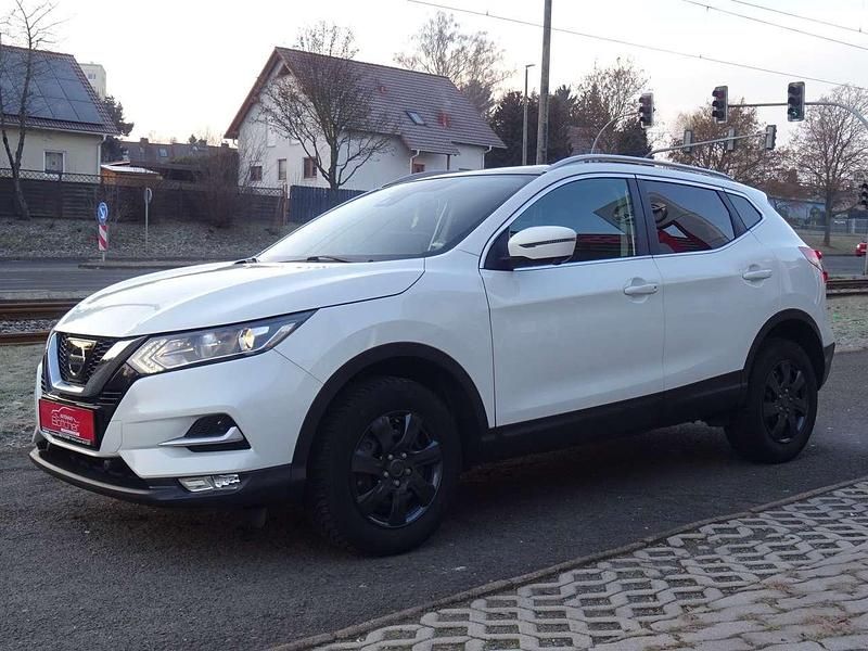Gebraucht Nissan Qashqai N-Connecta 116 PS (85 kW) 2018 Qab brilliant white SUV