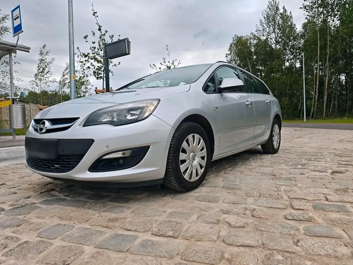 Gebraucht Opel Astra 110 PS (80 kW) 2026 Silber Kombi
