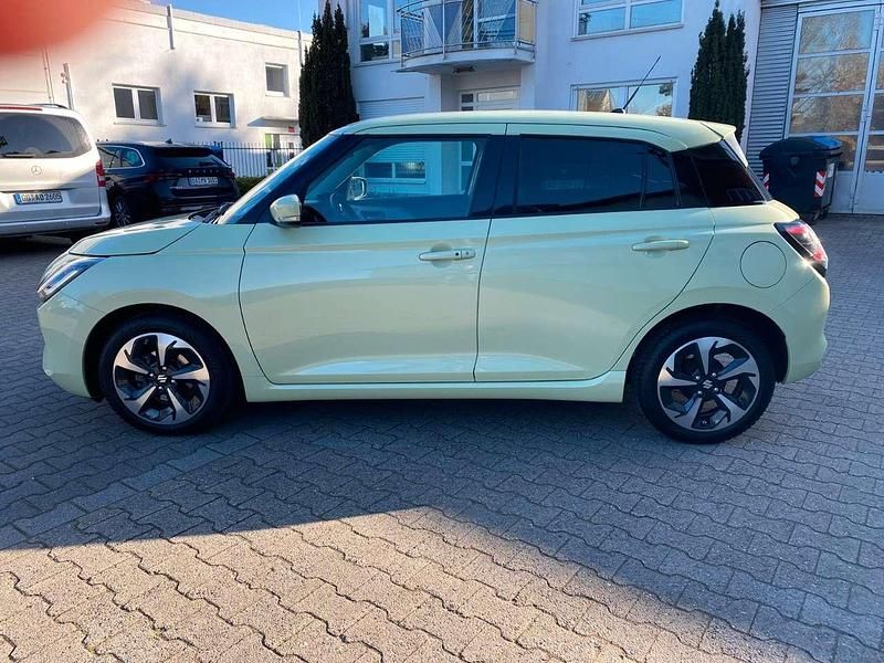 Gebraucht Suzuki Swift Comfort+ 130 PS (95 kW) 2025 Braun Kleinwagen