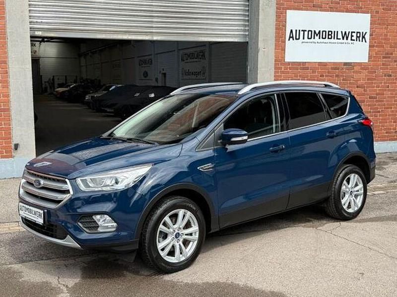 Blau Gebraucht 2019 Ford Kuga Cool & Connect SUV | 12.499 € (Guter Preis) - Bild 1/4