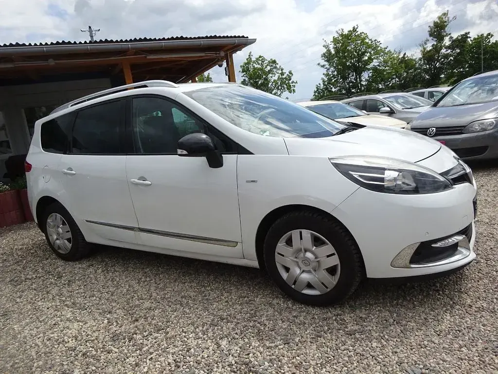 Gebraucht Renault Scénic III Bose Edition 132 PS (97 kW) 2014 Weiß Van / Kleinbus