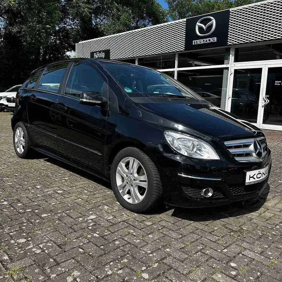 Gebraucht Mercedes B180 116 PS (85 kW) 2009 Schwarz Van / Kleinbus
