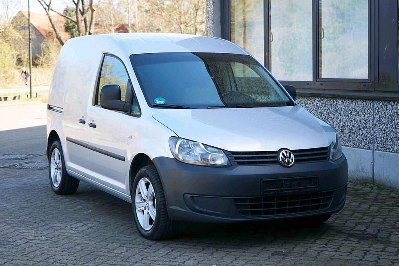 Usata VW Caddy 102 CV (75 kW) 2012 Argento Monovolume