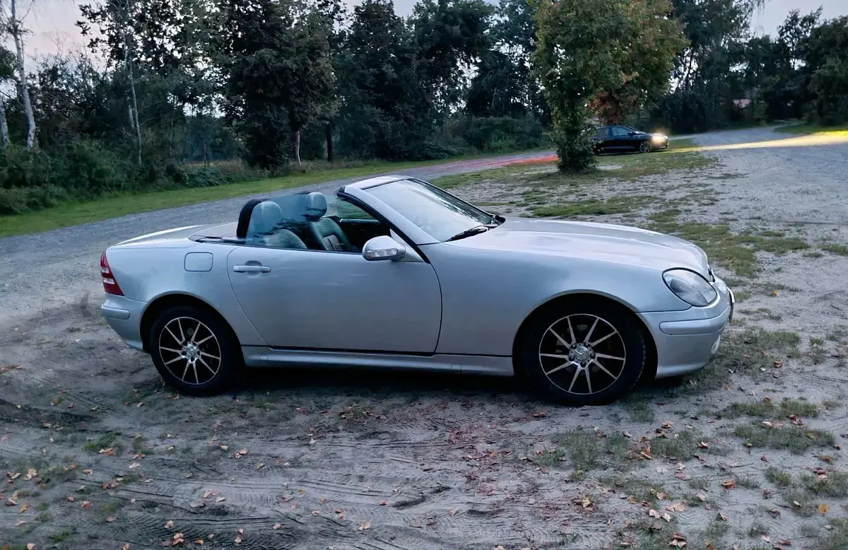 Gebraucht Mercedes SLK200 163 PS (119 kW) 2003 Silber Cabrio