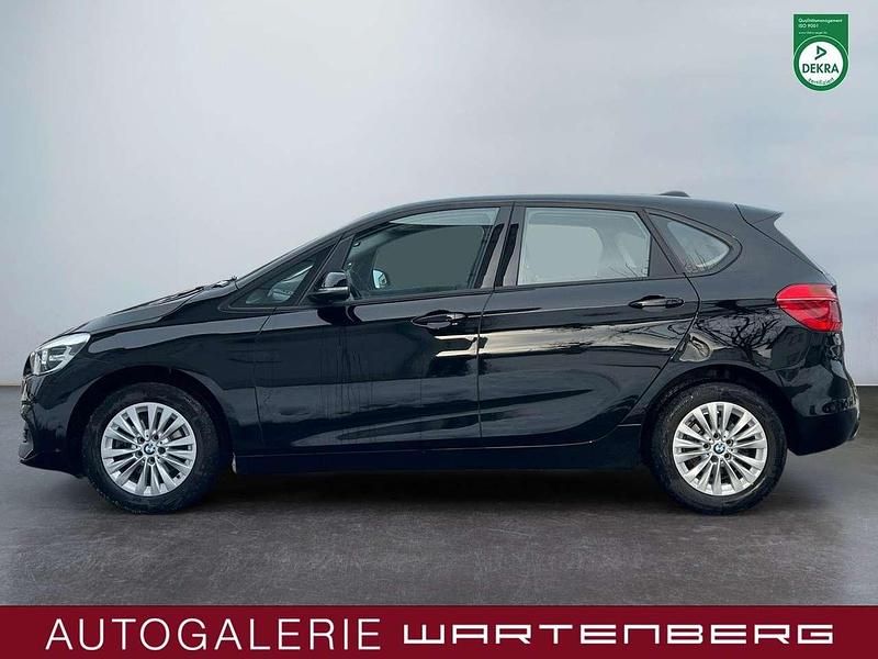 Gebraucht BMW 218 Advantage 140 PS (102 kW) 2020 Schwarz ii/bonnet fluid black Van / Kleinbus