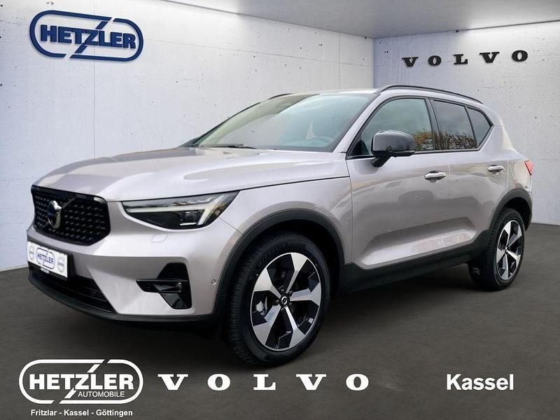 Aurora silver / metallic Neu 2025 Volvo XC40 Ultra SUV | 55.290 € - Bild 1/4
