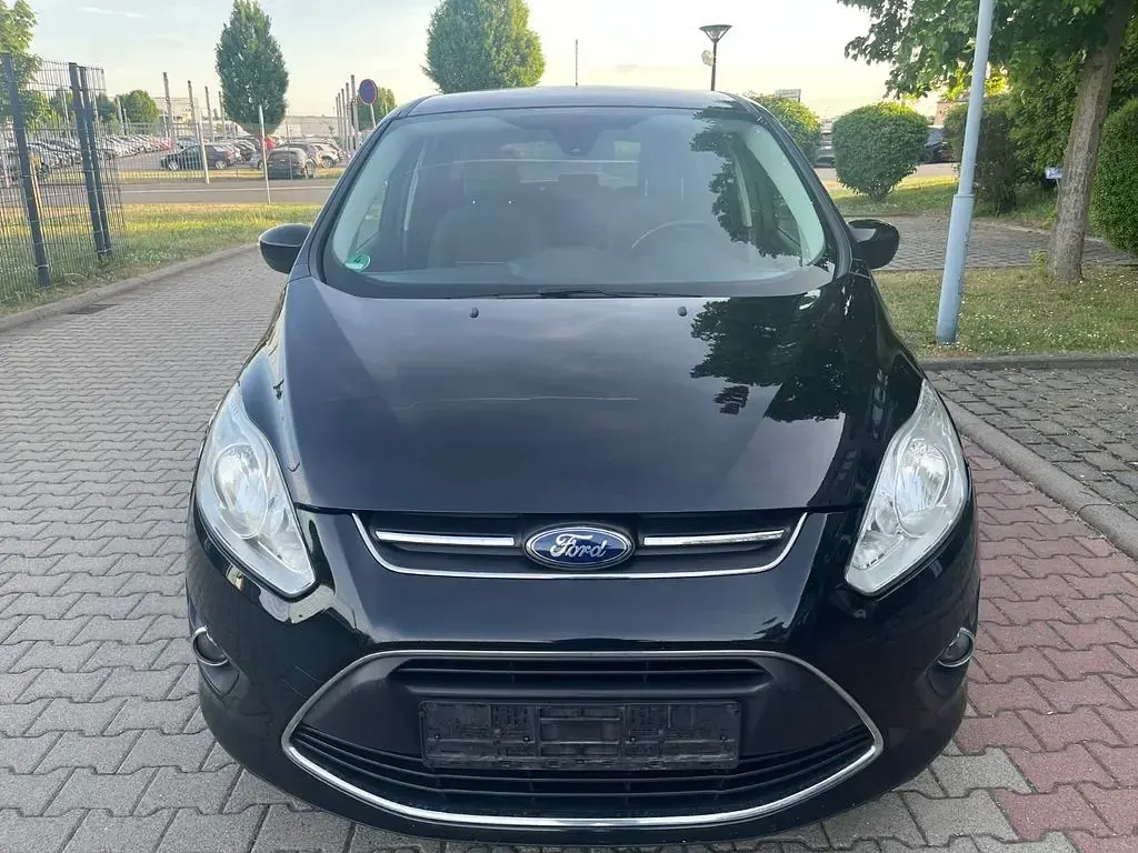 Second-hand Ford C-MAX SYNC Edition 116 CP (85 kW) 2013 Negru Monovolum