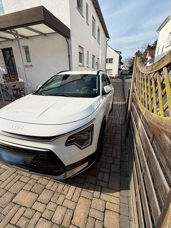 Gebraucht Kia Niro Vision 129 PS (94 kW) 2025 Weiß SUV