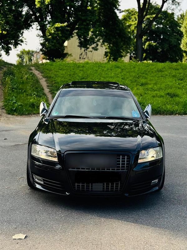 Schwarz Gebraucht 2006 Audi A8 Limousine | 6.500 € (Guter Preis) - Bild 1/4