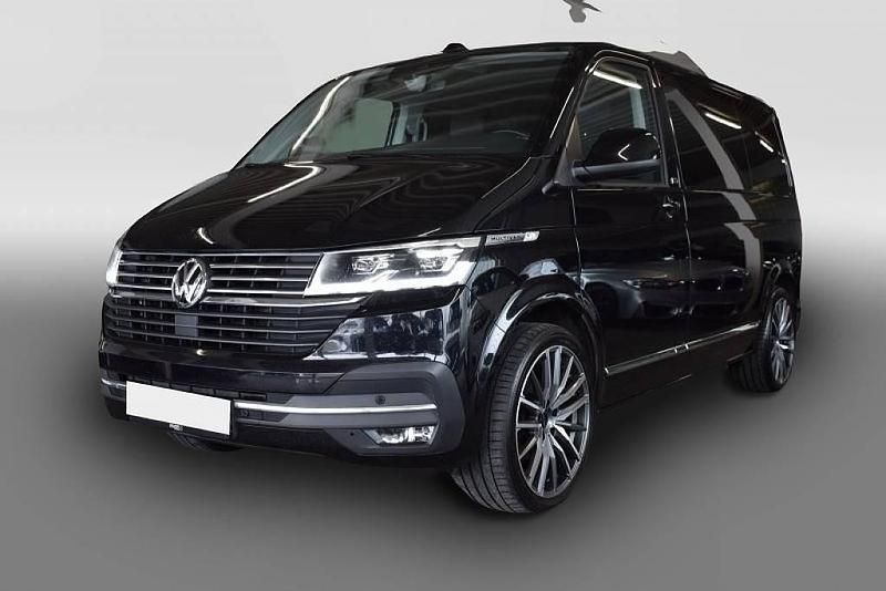 Gebraucht VW Multivan Generation Six 150 PS (110 kW) 2022 Schwarz Van / Kleinbus