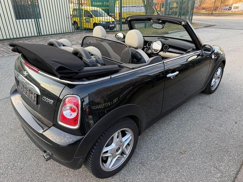 Gebraucht Mini Cooper Cabriolet 122 PS (89 kW) 2011 Schwarz Cabrio