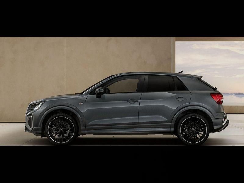 Neu Audi Q2 S-Line 150 PS (110 kW) 2026 Grau SUV