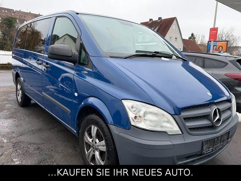 Gebraucht Mercedes Vito 163 PS (119 kW) 2014 Blau Van