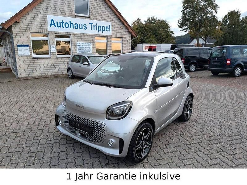Silber Gebraucht 2020 Smart ForTwo Electric Drive Exclusive Kleinwagen | 12.490 € (Fairer Preis) - Bild 1/4