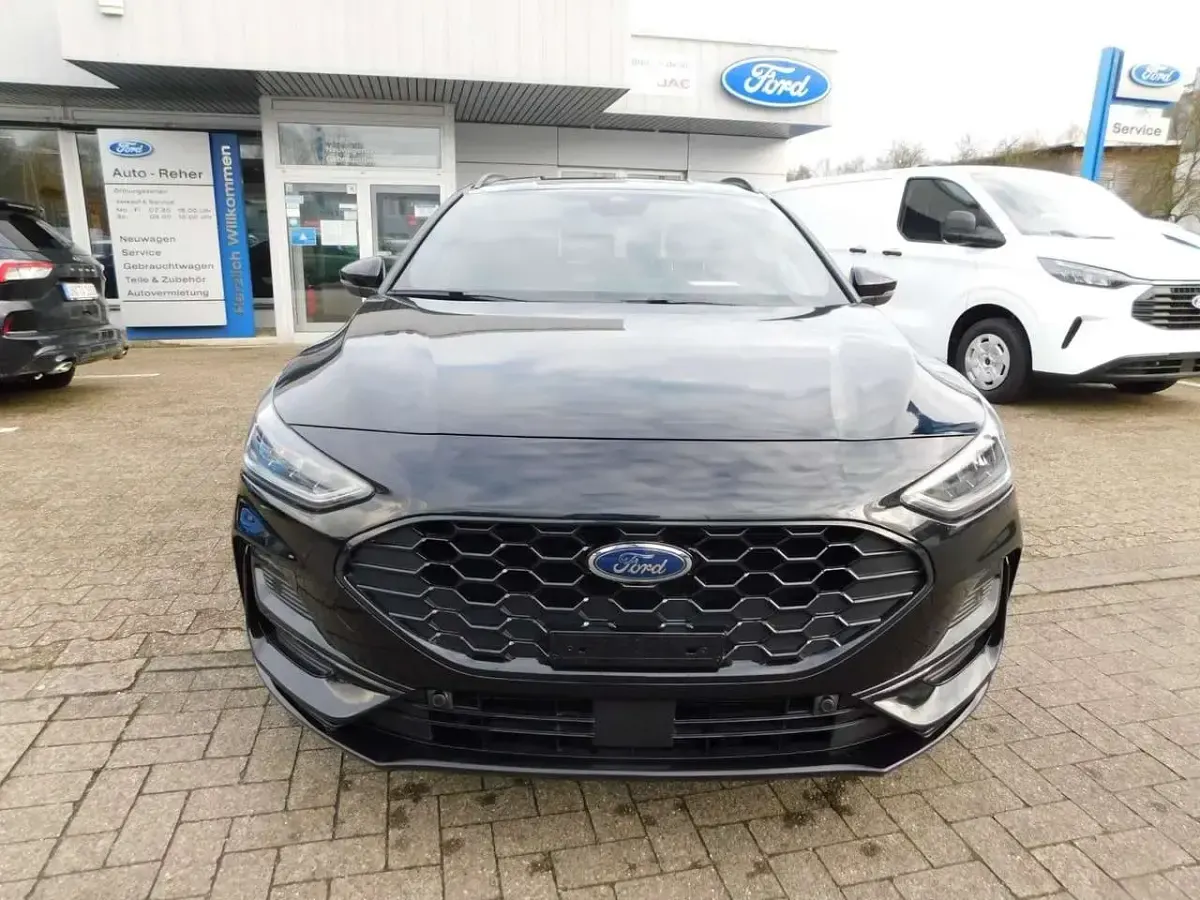Neu Ford Focus ST-Line X 116 PS (85 kW) 2026 Schwarz Kombi
