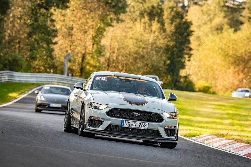 Grau Gebraucht 2024 Ford Mustang Mach 1 | 94.950 € - Bild 1/4