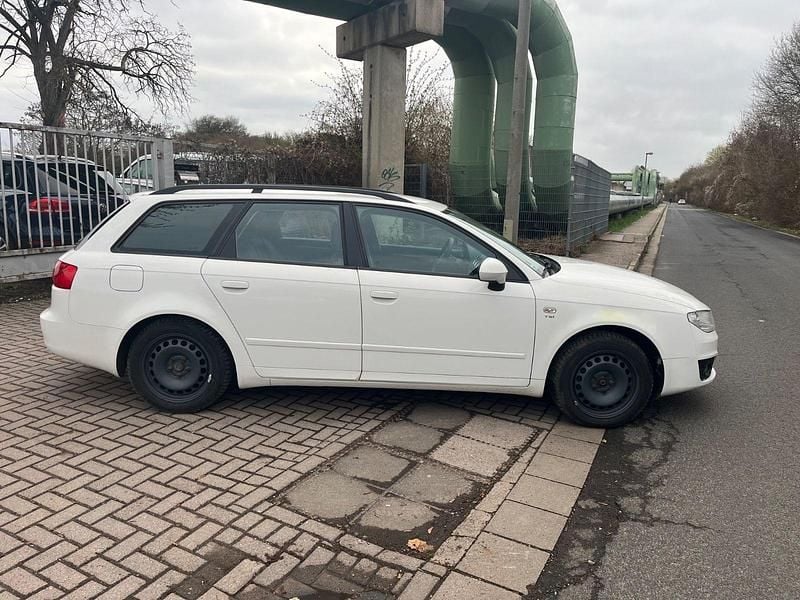 Gebraucht Seat Exeo Reference 120 PS (88 kW) 2012 Weiß Kombi