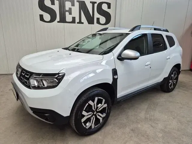 Używany Dacia Duster Prestige 101 KM (74 kW) 2021 Biały SUV