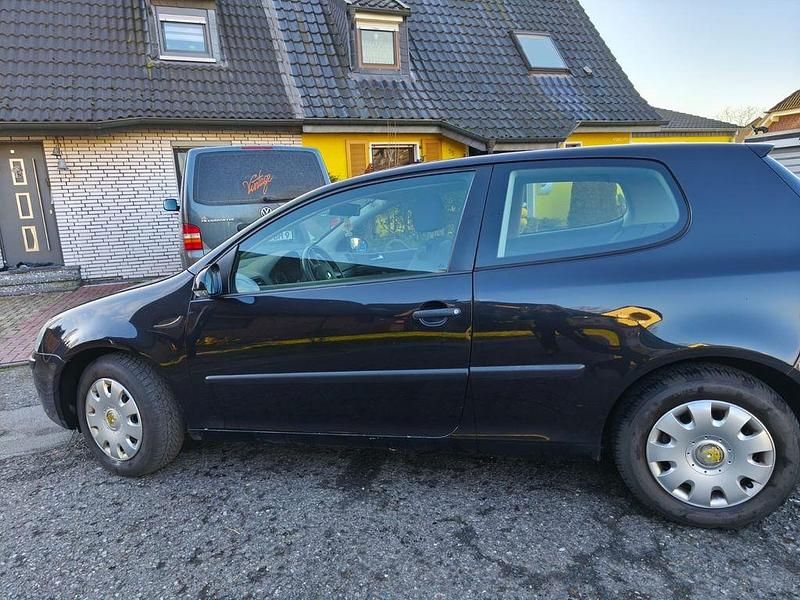 Gebraucht VW Golf IV S 105 PS (77 kW) 2004 Schwarz Limousine