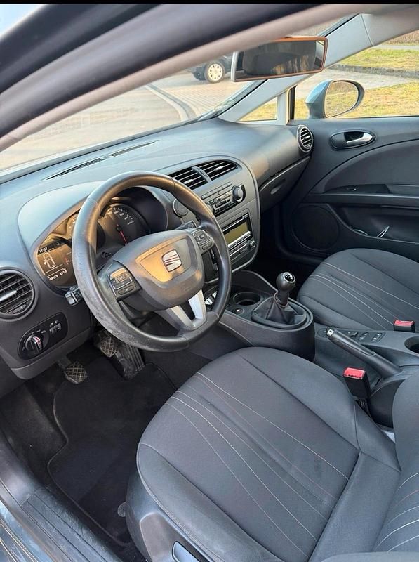 Second-hand Seat Leon 105 CP (77 kW) 2012 Gri Break