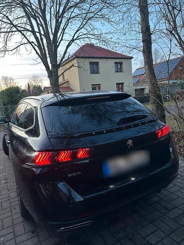 Gebraucht Peugeot 508 135 PS (99 kW) 2019 Schwarz Kombi