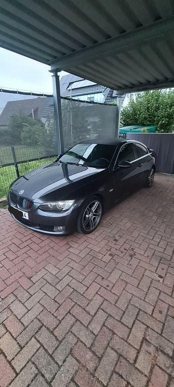 Gebraucht BMW 335 Sport Line 380 PS (279 kW) 2008 Grau Coupé