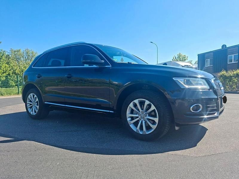Second-hand Audi Q5 Sport 224 CP (164 kW) 2014 Negru SUV