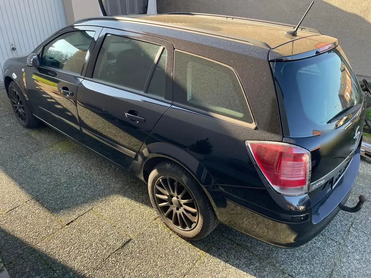 Gebraucht Opel Astra 140 PS (102 kW) 2006 Schwarz Kombi