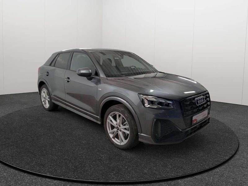 Gebraucht Audi Q2 S-Line 150 PS (110 kW) 2025 Daytonagrau perleffekt SUV