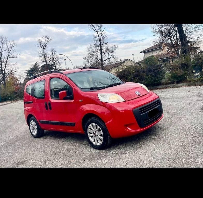 Gebraucht Fiat Qubo Easy 77 PS (56 kW) 2012 Rot Van / Kleinbus