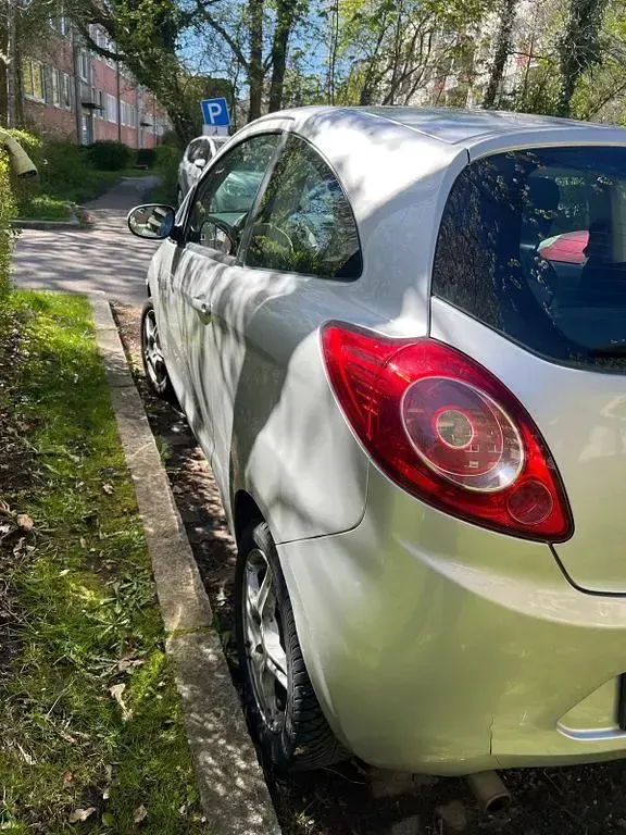 Second-hand Ford Ka 69 CP (50 kW) 2014 Gri Hatchback
