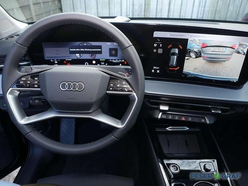 Neu Audi Q3 S-Line 150 PS (110 kW) 2026 Mythosschwarz metallic SUV