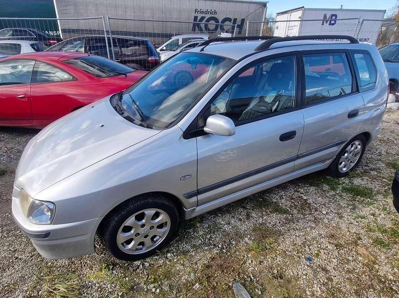 Gebraucht Mitsubishi Space Star 102 PS (75 kW) 2002 Silber Van / Kleinbus