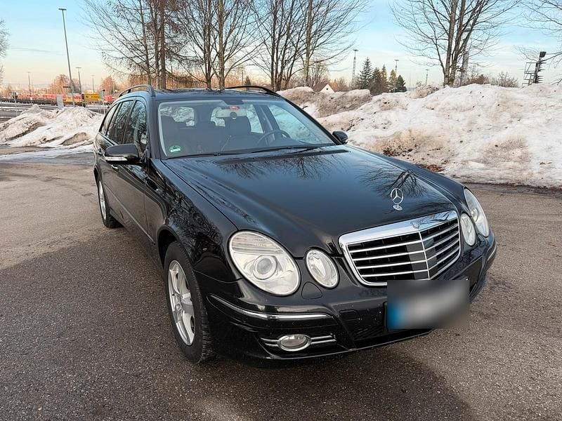 Gebraucht Mercedes E320 224 PS (164 kW) 2007 Schwarz Kombi