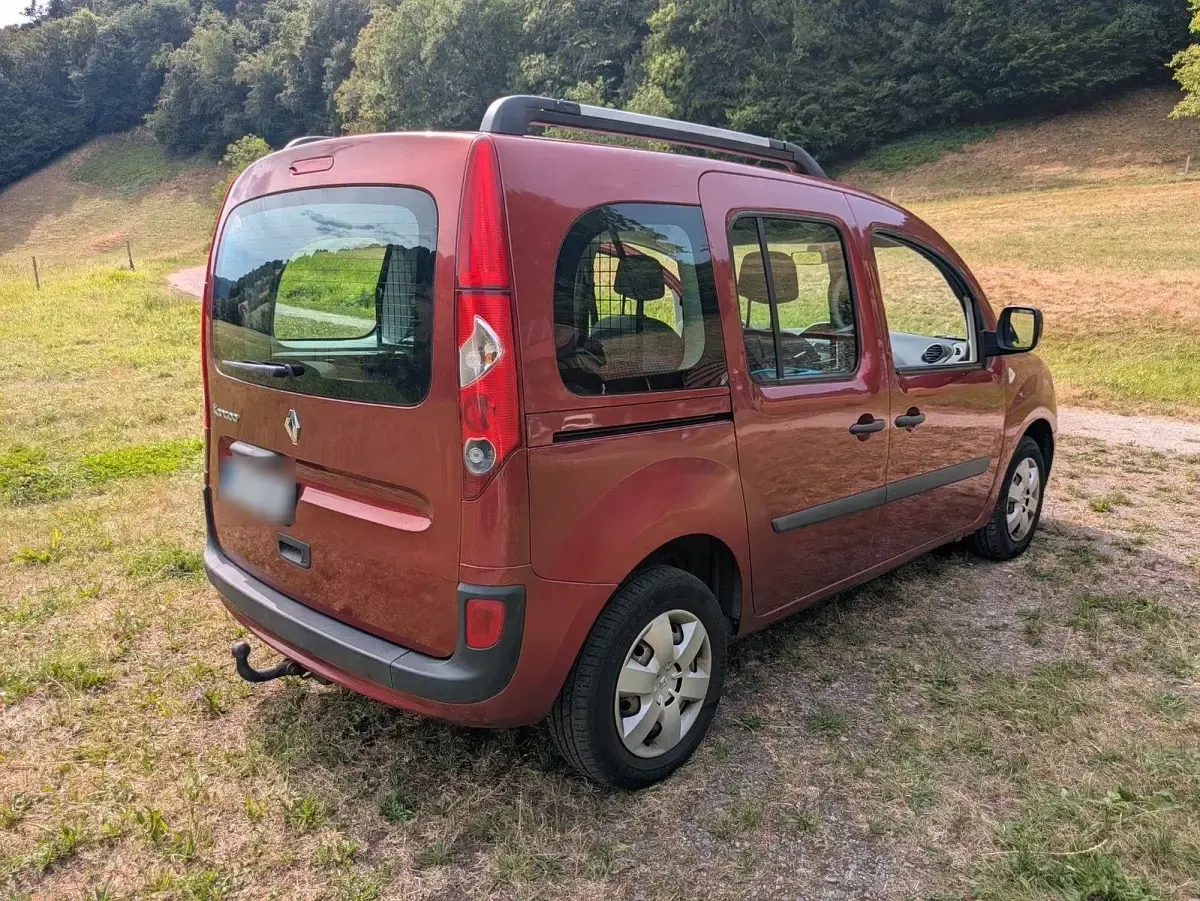 Gebraucht Renault Kangoo 106 PS (77 kW) 2008 Rot Van / Kleinbus