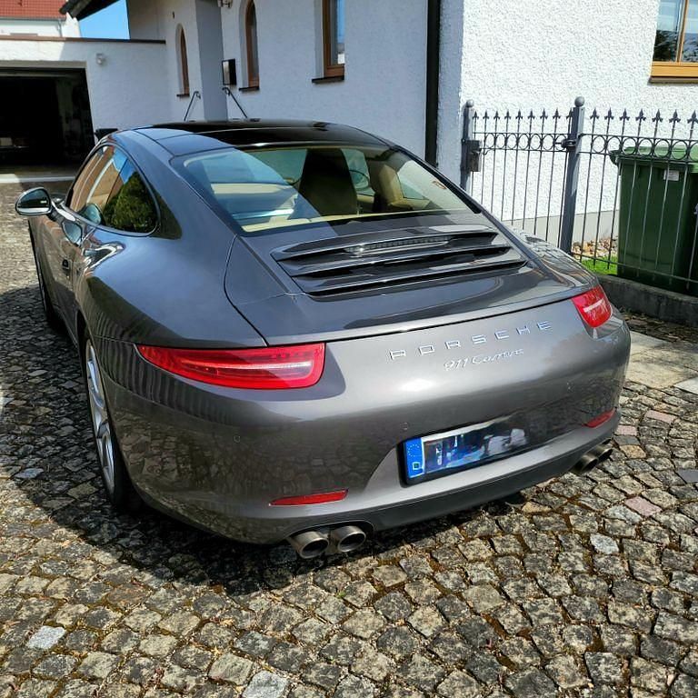 Gebraucht Porsche 911 349 PS (256 kW) 2014 Grau Coupé