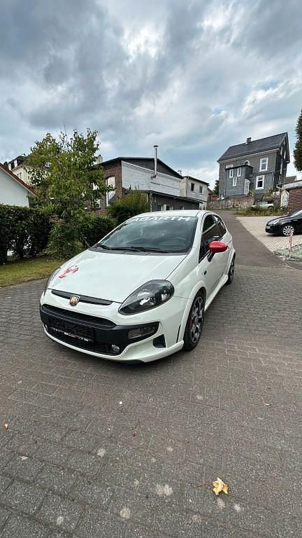 Weiß Gebraucht 2011 Abarth Punto Evo Kleinwagen | 9.499 € - Bild 1/4