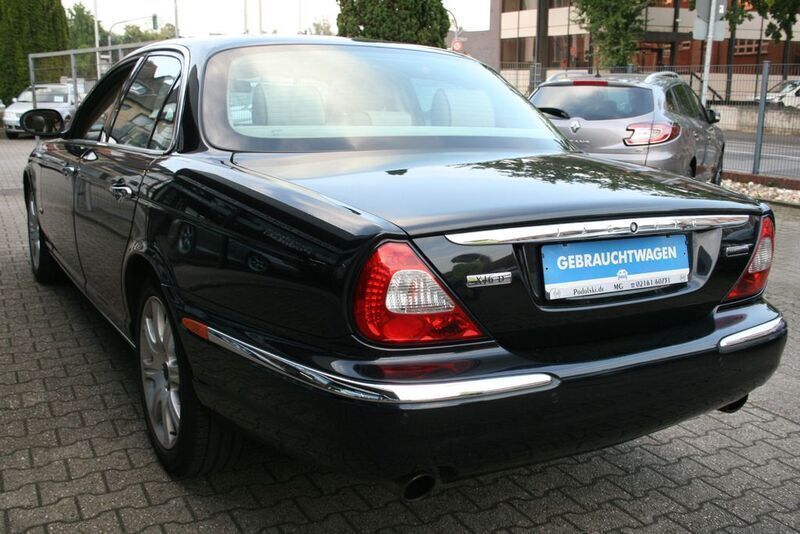 Gebraucht Jaguar XJ6 Executive 207 PS (152 kW) 2007 Schwarz Limousine