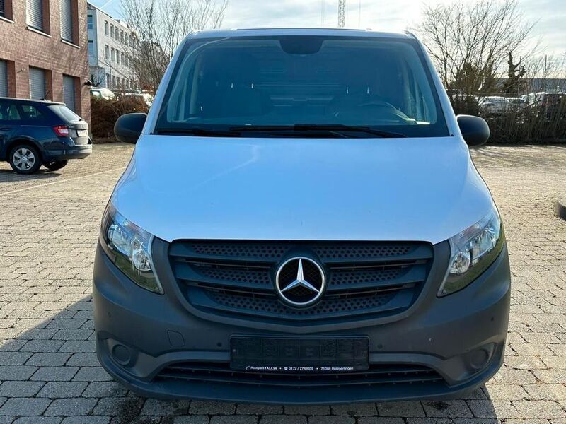 Gebraucht Mercedes Vito 114 PS (83 kW) 2018 Weiß Van